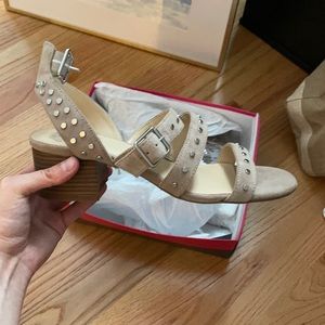 Vince camuto heels NWT. Beige strap it sandals 9.5
